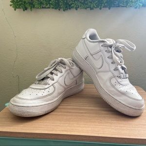 Nike AF1 low - YOUTH SIZE